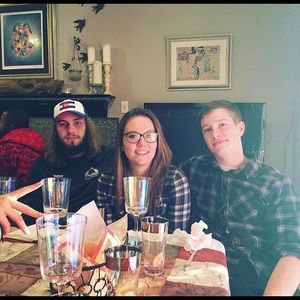 Meet your Posher, Alex