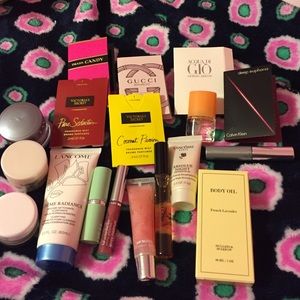 Beauty sample bundle