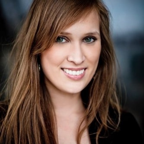 Meet your Posher, Sharla - Picture 1 of 1