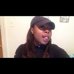 Meet your Posher, Detteller