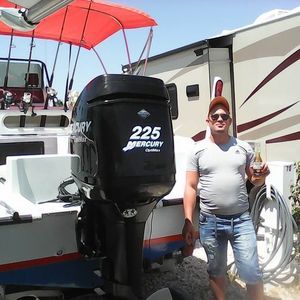 Meet your Posher, Fernando angel