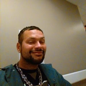 Meet your Posher, Larry