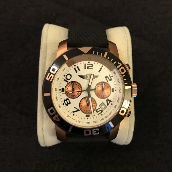 Invicta black/rose gold watch