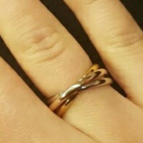 3 Tri-Color Overlapping Rings - Picture 3 of 4