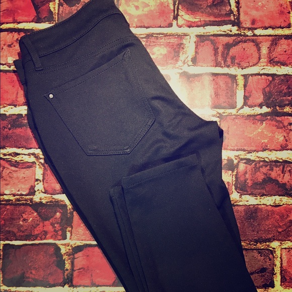 Jessica Simpson Kiss Me Jeggings