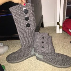 Gray Knit Uggs
