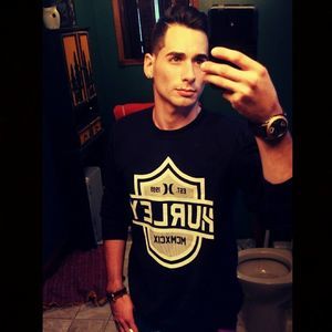 Meet your Posher, Thomas