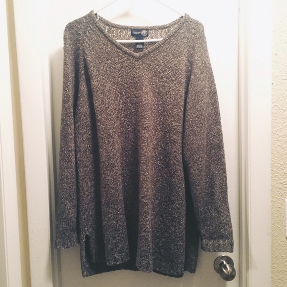 Grey sweater