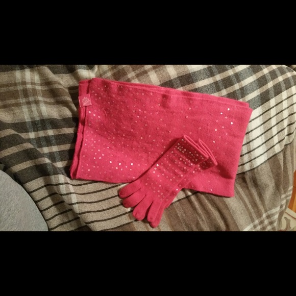 Scarf & Gloves set