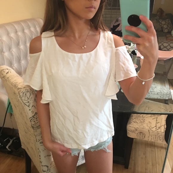 Never worn white cold shoulder blouse - Picture 1 of 2