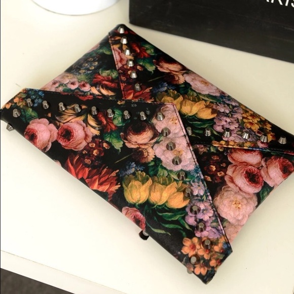 Floral Clutch