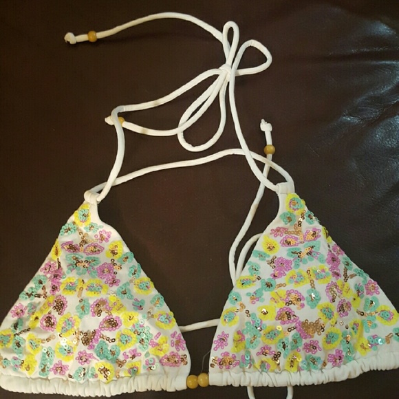 NWOT Victoria's Secret Triangle Swim Top