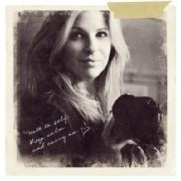 Meet your Posher, Noella