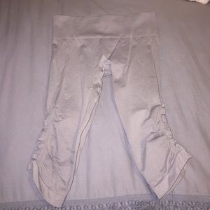 Lululemon crop pants