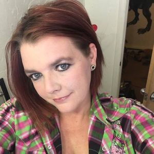 Meet your Posher, Abby