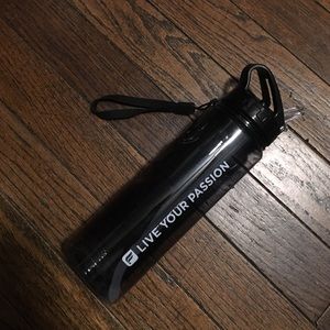 FABLETICS water bottle ((never used))