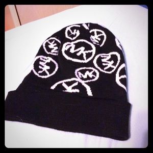 MK knit hat