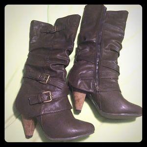 CR Slouchy Brown Leather Boots