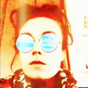 Meet your Posher, Angel