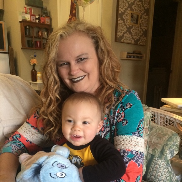 Meet your Posher, Donna - Picture 1 of 1