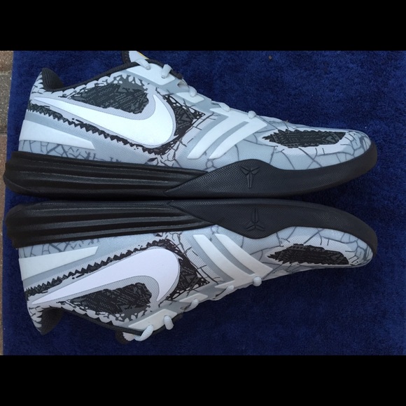 Nike Kobe Mentality - Picture 3 of 4