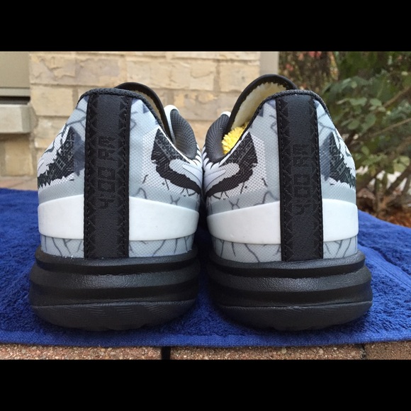 Nike Kobe Mentality - Picture 4 of 4