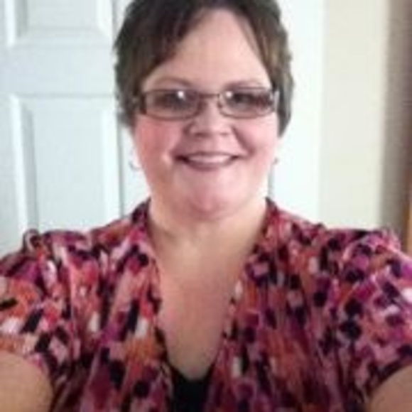 Meet your Posher, Margery - Picture 1 of 1