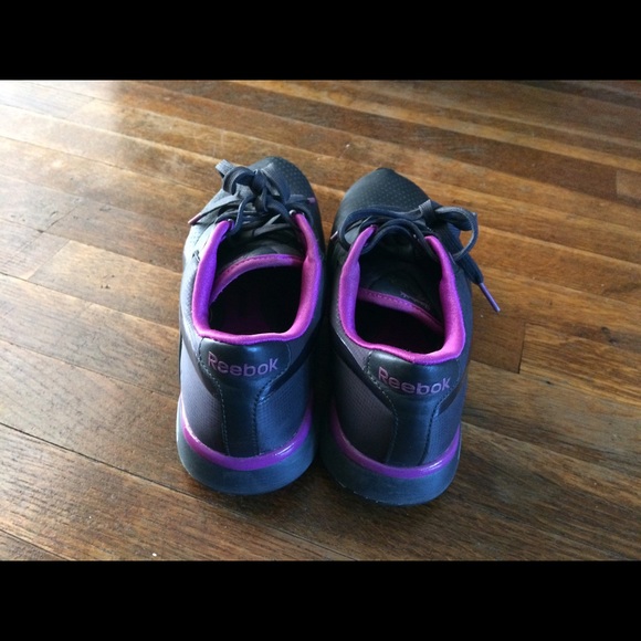 Shoes - Picture 3 of 4
