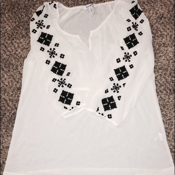 Old navy ivory and black blouse size med