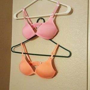 T-shirt bras