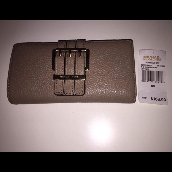 Michael Kors Gansevoort Wallet