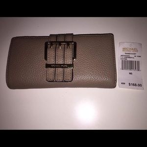 Michael Kors Gansevoort Wallet