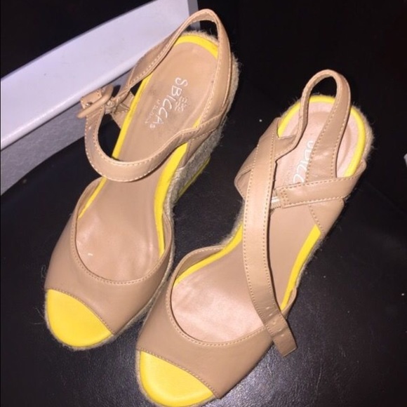 Summer Wedges - Picture 2 of 4