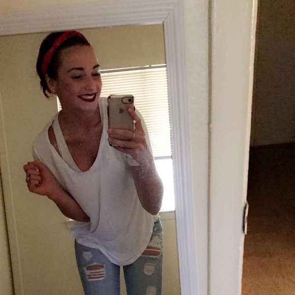 Meet your Posher, Tabitha - Picture 2 of 2