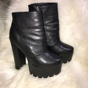 Platform Booties 💕FINAL SALE💕