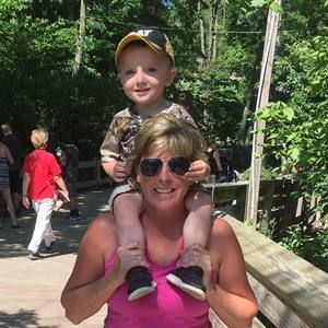 Meet your Posher, Amy