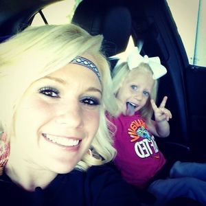 Meet your Posher, Laura