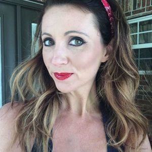 Meet your Posher, Shelly