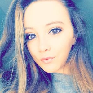 Meet your Posher, Savannah