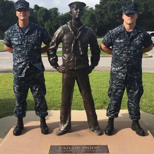 Meet your Posher, Aaron