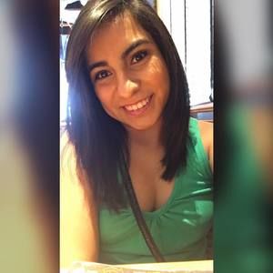 Meet your Posher, Elexis