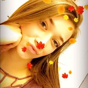 Meet your Posher, Alyssa