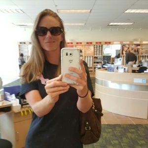 Meet your Posher, Chana