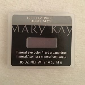 Mary Kay mineral eye color in truffle