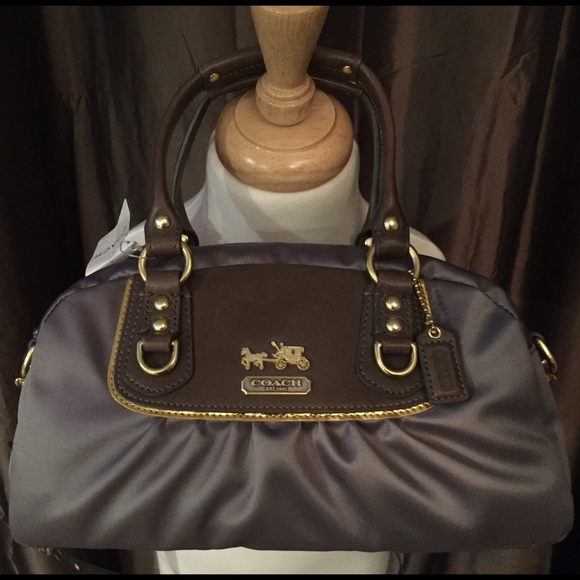 NWT 💯% Authentic COACH Satin Satchel