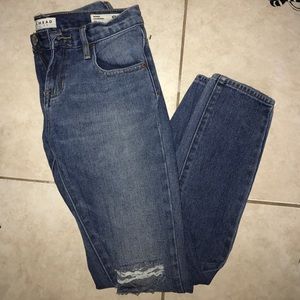 Bullhead denim co. boyfriend jeans