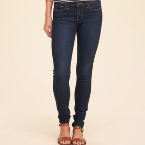Holister skinny blue jeans