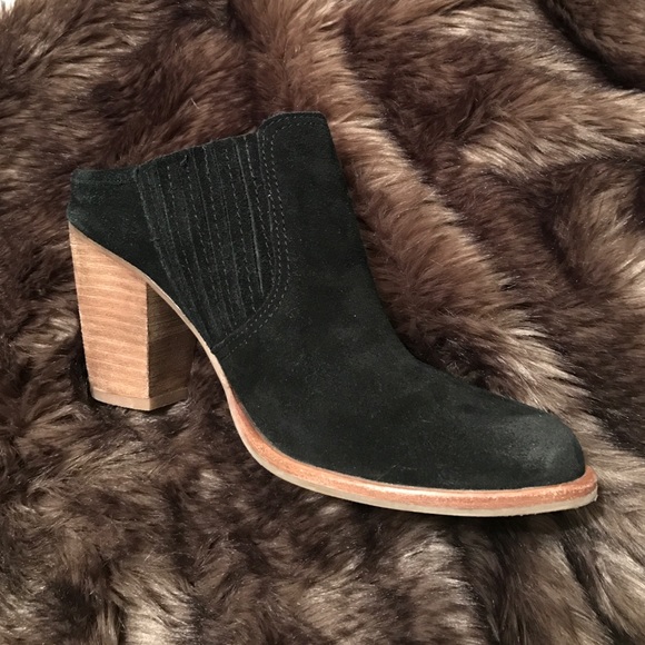 Steve Madden suede booties - Picture 3 of 3