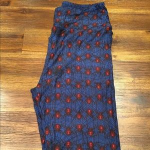 Brand New Lula Roe Spider Web TC Leggings