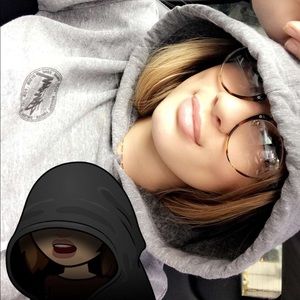 Meet your Posher, Teani